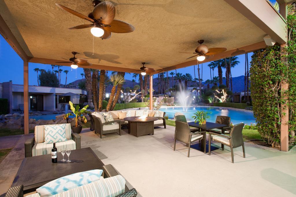 Desert Isle Resort Palm Springs Luaran gambar