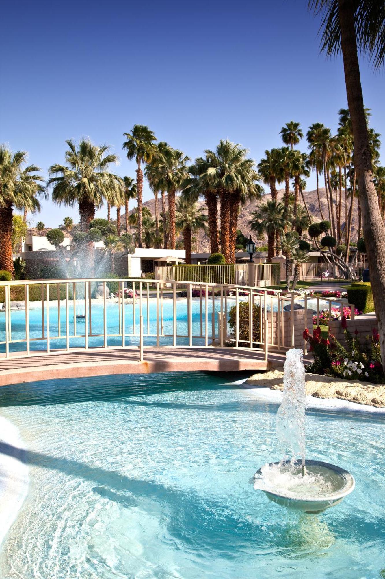 Desert Isle Resort, A Vri Resort Palm Springs Luaran gambar