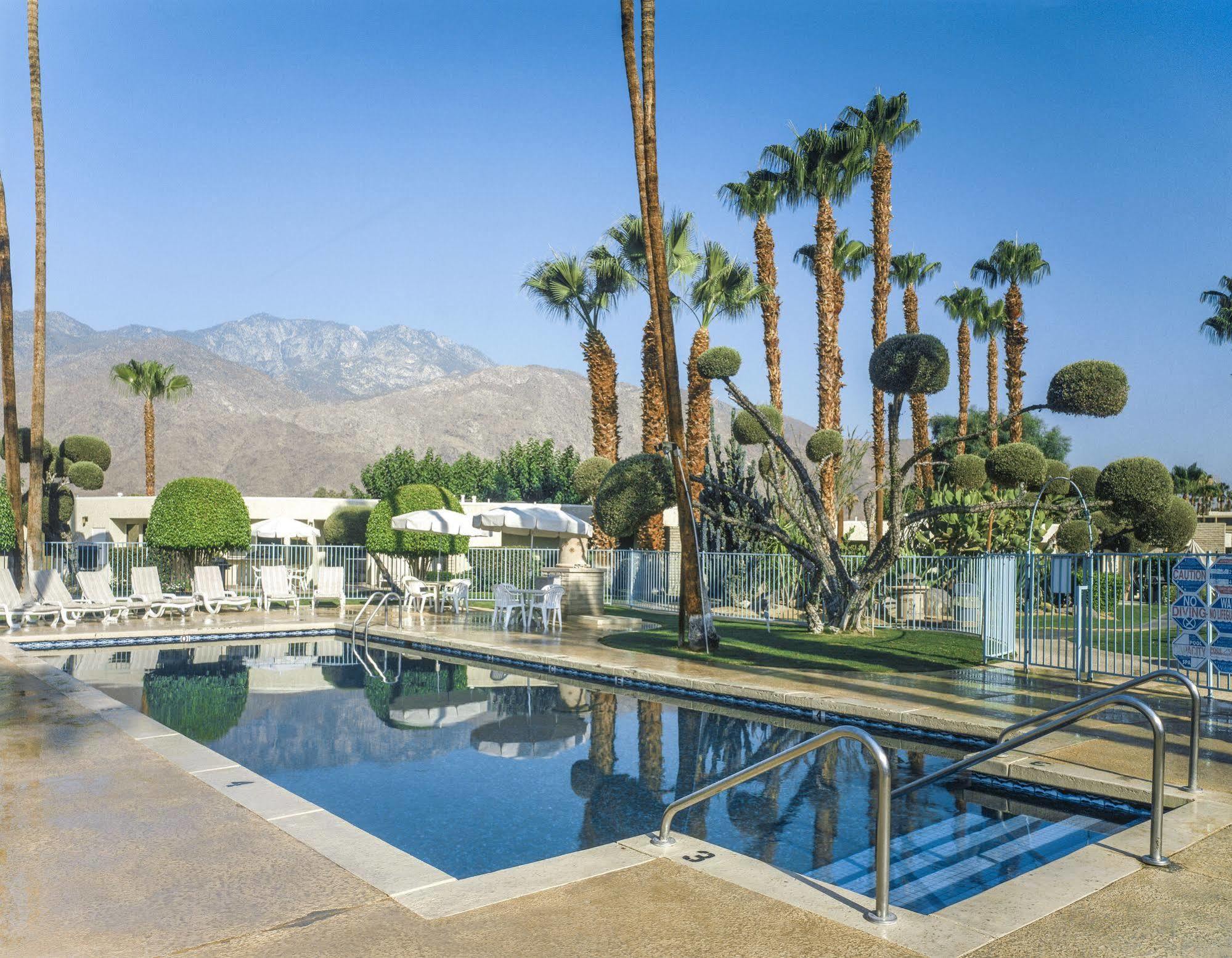Desert Isle Resort Palm Springs Luaran gambar