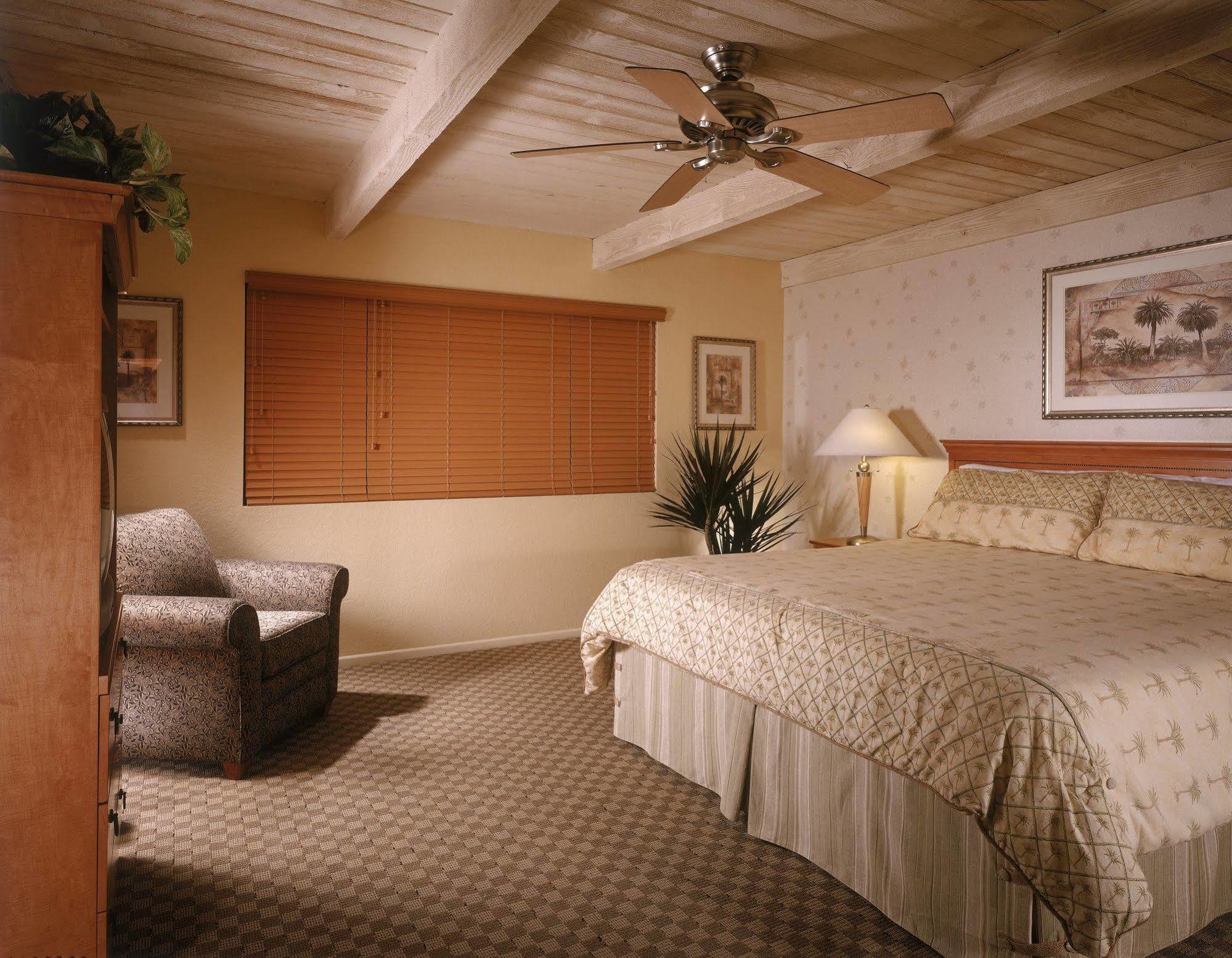 Desert Isle Resort Palm Springs Luaran gambar
